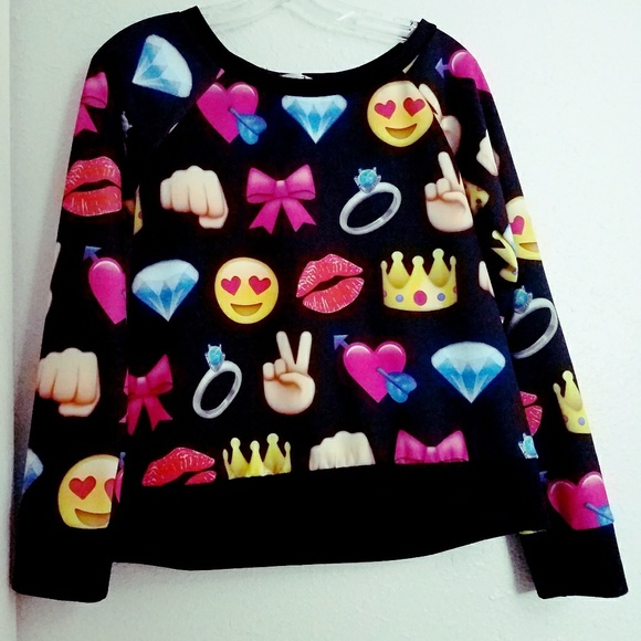 Sweatshirt - Picture 2 of 4